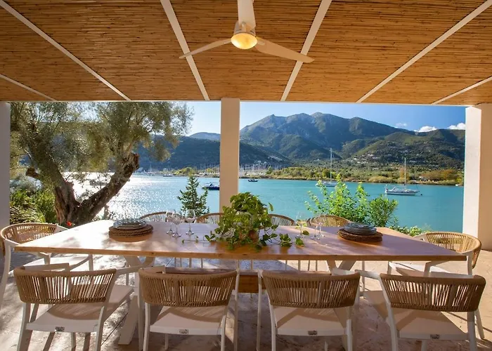 Unalome Seafront Luxury * Yénion